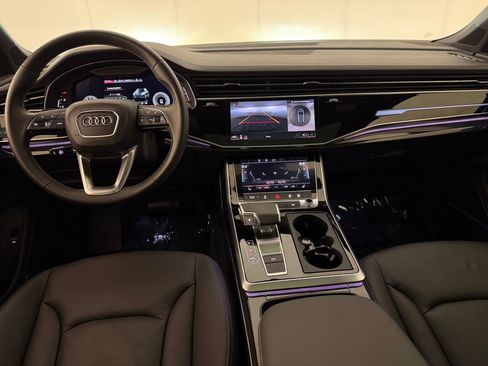 Used 2025 Audi Q7 2.0T Premium w/ Convenience Plus Package image 17