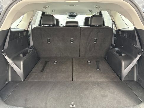 Certified 2024 Kia Sorento S image 29