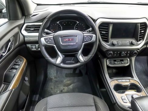 Used 2023 GMC Acadia SLE w/ Driver Convenience Package image 13