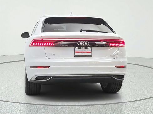 Used 2023 Audi Q8 Premium w/ Convenience Package AWD/4WD image 6