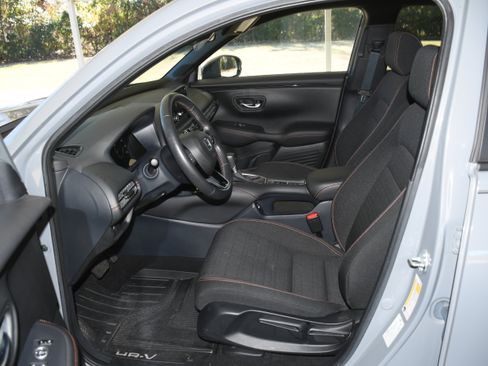 Used 2023 Honda HR-V Sport image 7