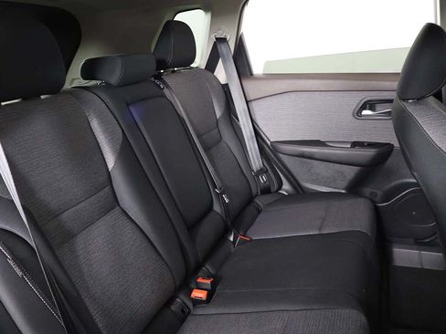 Used 2023 Nissan Rogue SV AWD/4WD image 31