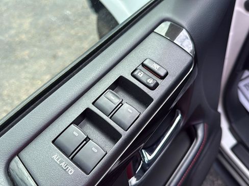 Used 2023 Toyota 4Runner TRD Pro AWD/4WD image 5