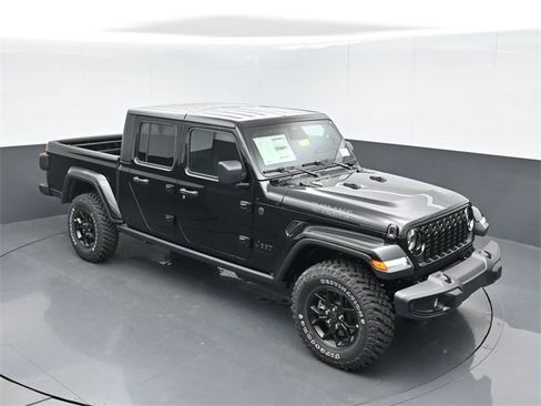 New 2026 Jeep Gladiator Willys image 33