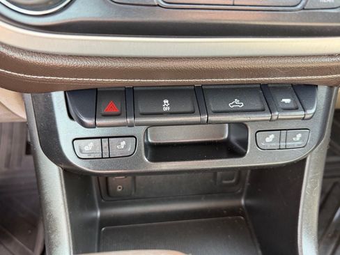 Used 2016 GMC Canyon SLT RWD image 32