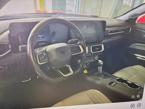 Used 2024 Ford Mustang Premium image 5