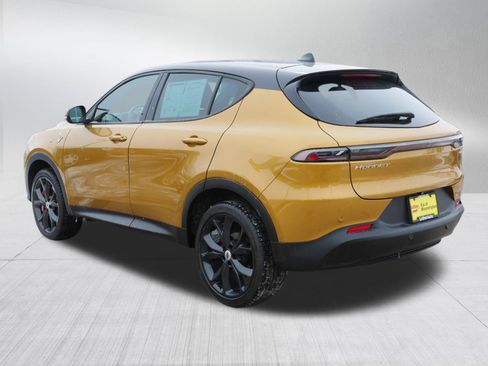 Used 2024 Dodge Hornet GT w/ Track Pack image 5