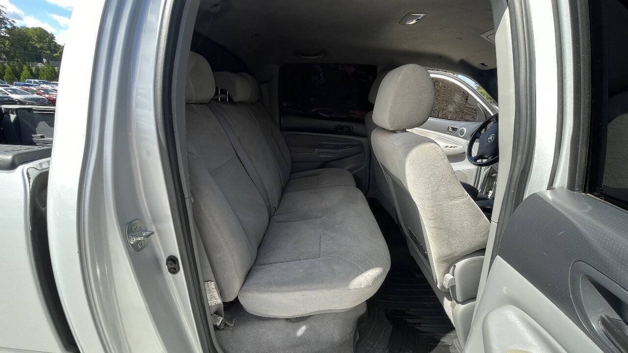 Used 2005 Toyota Tacoma PreRunner w/ SR5 Pkg #3 RWD image 20