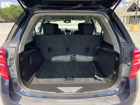 Used 2017 Chevrolet Equinox LS FWD image 17