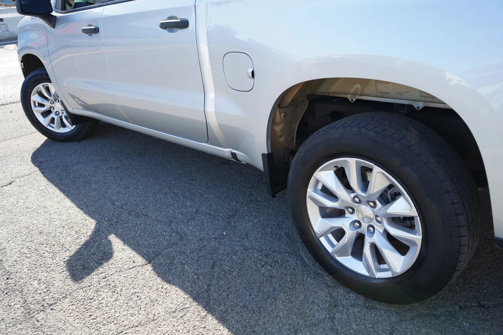Used 2022 Chevrolet Silverado 1500 Custom RWD image 6