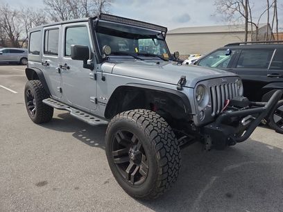 Used 2016 Jeep Wrangler Unlimited Sahara w/ Connectivity Group