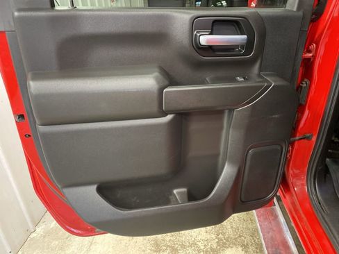 Used 2021 Chevrolet Silverado 2500 LT w/ Convenience Package image 24