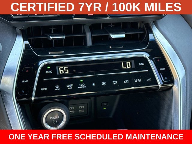 Used 2023 Toyota Venza Limited AWD/4WD image 22