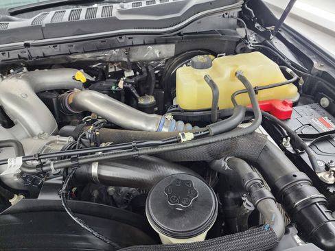 Used 2021 Ford F250 XLT w/ XLT Premium Package image 22