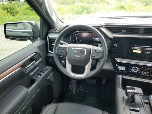 New 2026 GMC Sierra 1500 Denali AWD/4WD image 14