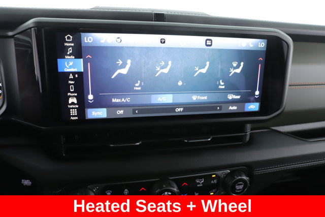 Used 2024 Jeep Gladiator Mojave AWD/4WD image 4