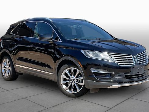 Used 2017 Lincoln MKC Select w/ Select Plus Package FWD image 4