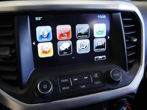 Used 2019 GMC Acadia SLT image 18