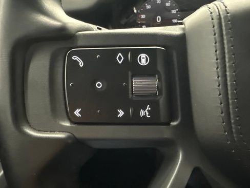 Used 2024 Land Rover Defender 110 X AWD/4WD image 26