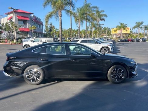 Used 2025 Hyundai Sonata SEL image 4