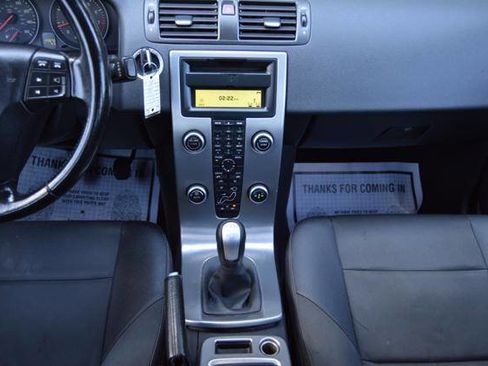 Used 2010 Volvo S40 2.4i image 21