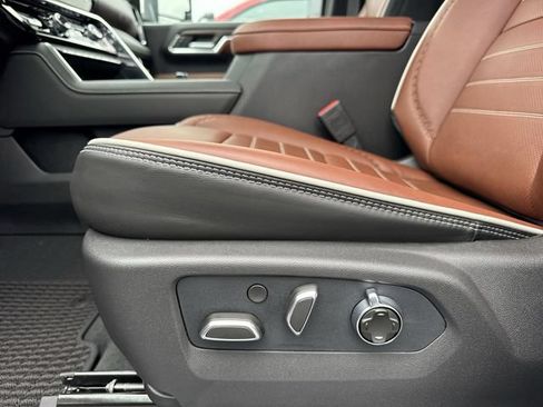 New 2026 GMC Sierra 2500 Denali Ultimate AWD/4WD image 14