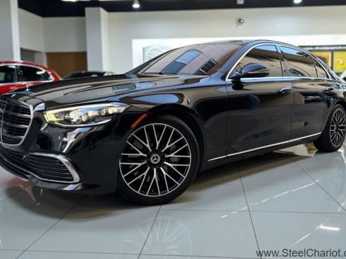Used 2021 Mercedes-Benz S 580 4MATIC Sedan image 1