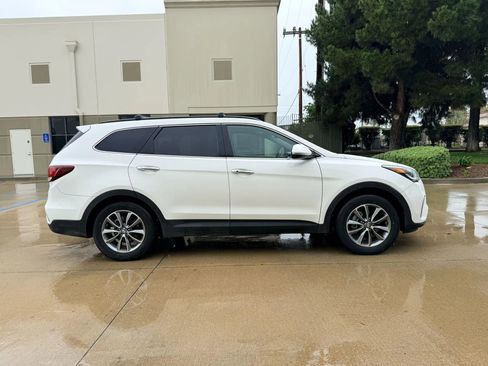 Used 2019 Hyundai Santa Fe XL SE w/ SE Premium Package 02 image 4