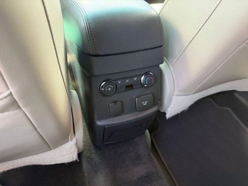 Used 2013 Ford Explorer Limited AWD/4WD image 24