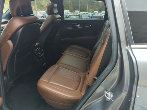 Used 2021 Lincoln Nautilus Reserve w/ Equipment Group 201A image 14