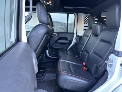 Used 2019 Jeep Wrangler Unlimited Rubicon image 10