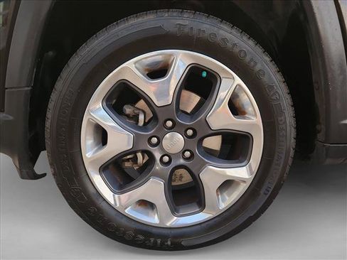 Used 2018 Jeep Compass Limited w/ Navigation Group AWD/4WD image 23