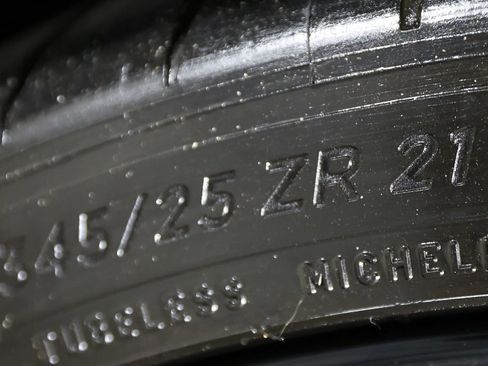 Used 2023 Chevrolet Corvette Z06 RWD image 22