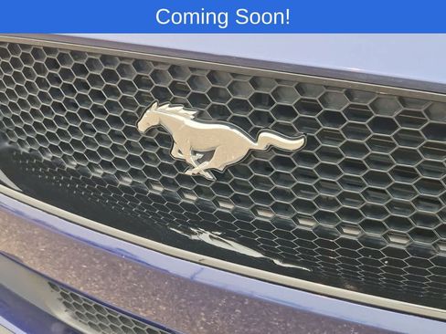 Used 2018 Ford Mustang GT RWD image 4