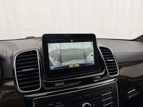 Used 2017 Mercedes-Benz GLS 450 4MATIC image 27