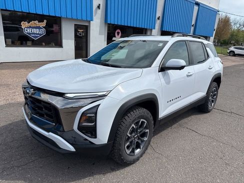 New 2026 Chevrolet Equinox ACTIV w/ Convenience Package III AWD/4WD image 2