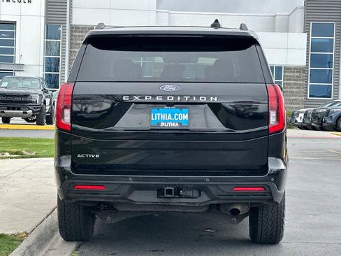 Certified 2025 Ford Expedition Active image 7