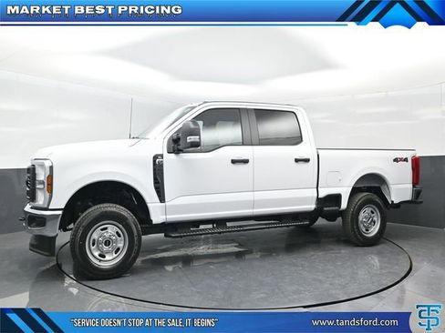 Used 2024 Ford F250 XL w/ Snow Plow Prep Package AWD/4WD image 1