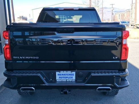 Used 2021 Chevrolet Silverado 1500 LT Trail Boss image 6