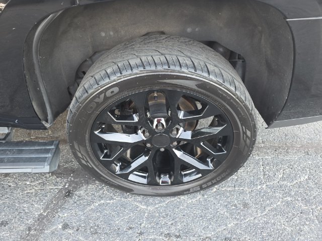 Used 2018 GMC Yukon Denali w/ Denali Ultimate Package AWD/4WD image 35