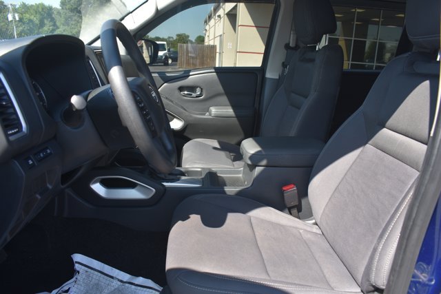 Used 2022 Nissan Frontier SV RWD image 14