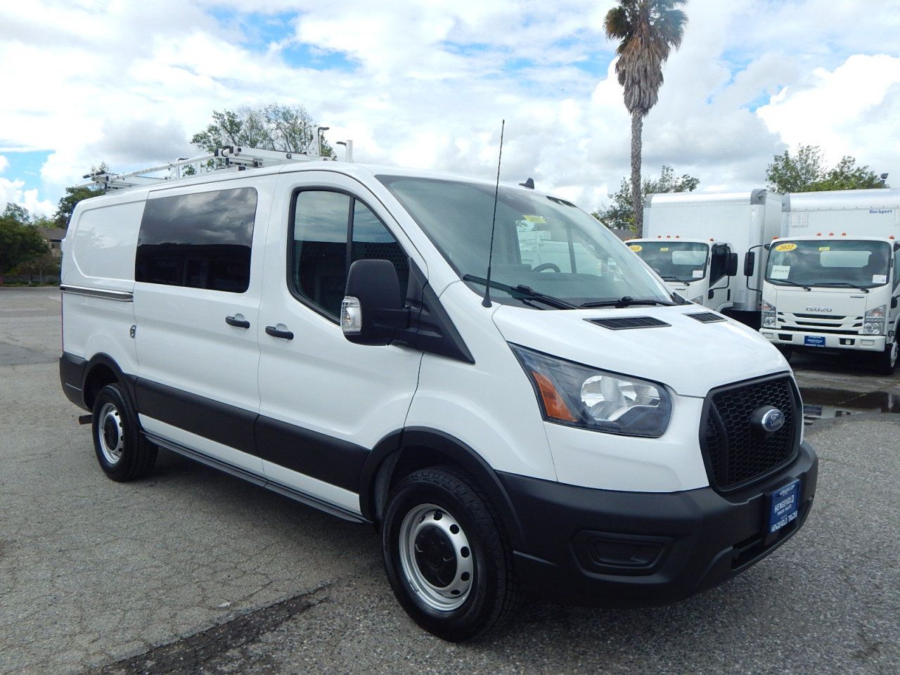 Used 2022 Ford Transit 250 Low Roof RWD image 10