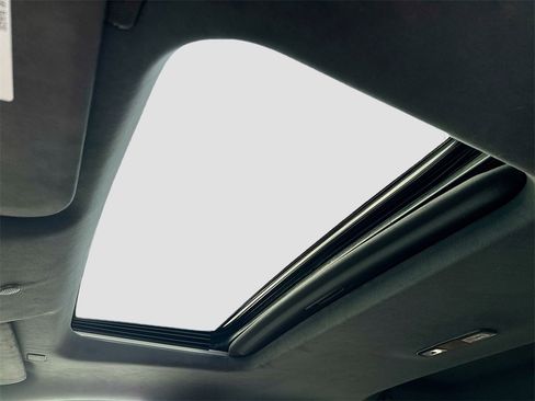 Certified 2025 GMC Sierra 1500 Denali Ultimate image 17