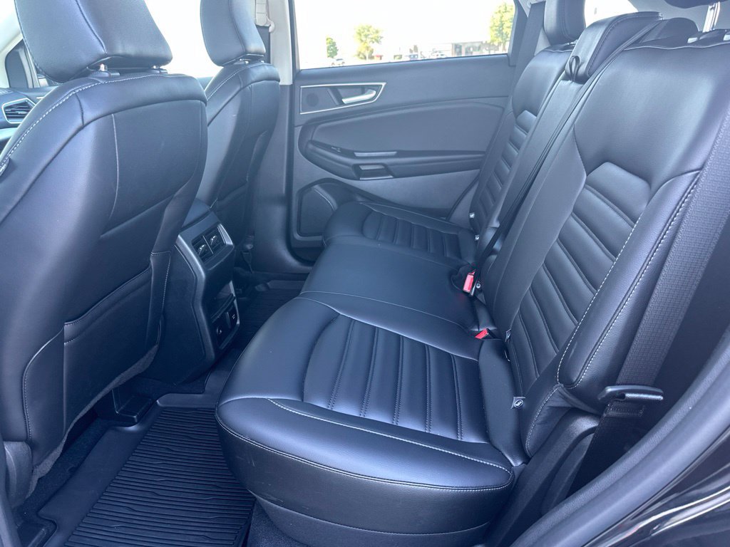 Certified 2024 Ford Edge SEL w/ Convenience Package AWD/4WD image 18