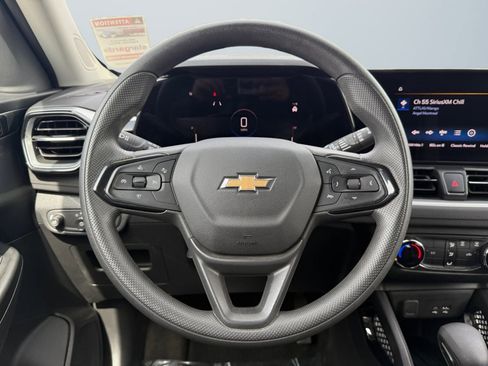 Used 2024 Chevrolet TrailBlazer LS w/ LS Convenience Package image 10