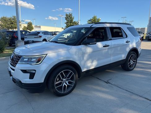 Used 2018 Ford Explorer Sport w/ Equipment Group 401A image 1