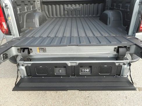 New 2026 GMC Sierra 1500 AT4X image 7