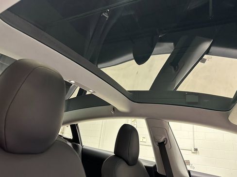 Used 2020 Tesla Model 3 Long Range AWD/4WD image 12