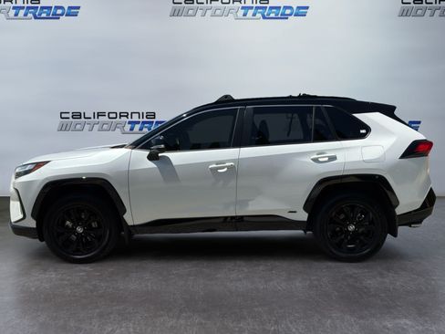 Used 2023 Toyota RAV4 XSE AWD/4WD image 8