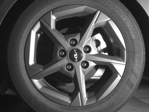 Used 2025 Kia K4 LXS image 14